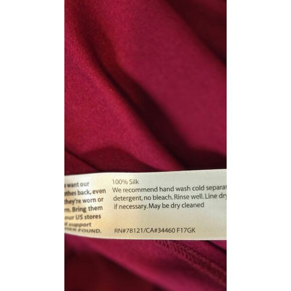 Eileen Fisher 100% Silk Ballet Neck Sleeveless Womens Large Red Wine Casual Prep - Picture 5 of 6